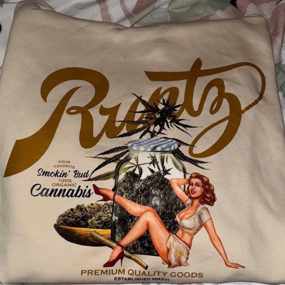 SIZE M OFFICIAL RUNTZ WORLDWIDE HOODIE